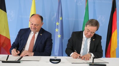 Ministerpräsident Armin Laschet und Willy Borsus unterzeichnen Gemeinsame Erklärung zur Vertiefung der Zusammenarbeit
