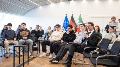 Digitale Auschwitz-Führung mit Schülerinnen und Schülern