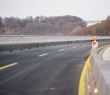 Vorzeitige Wiedereröffnung der A45-Talbrücke Rahmede setzt bundesweites Signal