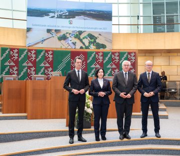 Fünf Jahre nach der Hochwasserkatastrophe: Gemeinsames Gedenken von Landtag und Landesregierung im Beisein von Bundespräsident Steinmeier 