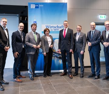 Gruppenbild Steuersymposium IHK Düsseldorf 2026