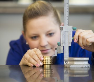 Auszubildene in Arbeit