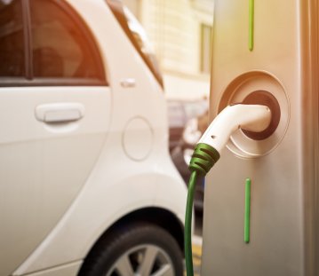 PHB Elektromobilität Auto Stromtanke