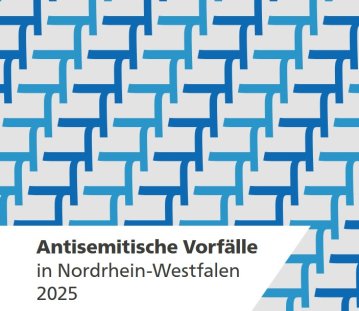 Titelbild des Jahresberichts ‚Antisemitische Vorfälle in Nordrhein-Westfalen 2025‘ von RIAS NRW. Das Titelblatt zeigt ein blaues geometrisches Muster sowie das Logo der Recherche- und Informationsstelle Antisemitismus Nordrhein-Westfalen.