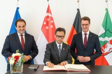 Ministerpräsident Hendrik Wüst empfängt den Botschafter der Republik Singapur