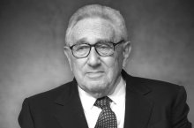 Porträtfoto von Henry Kissinger