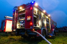 Feuerwehr, Rettung, Unwetter, Feuerwehrauto