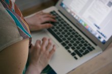 phb Frau, Laptop