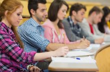 Bild Studenten Hochschule Hörsaal