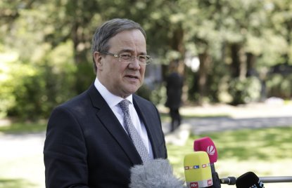 Pressestatement von Ministerpräsident Armin Laschet Busunglück auf Madeira