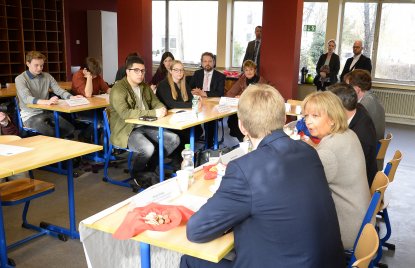 Gute Schule 2020: Ministerpräsidentin  Hannelore Kraft besucht Lore-Lorentz-Berufskolleg in Düsseldorf 