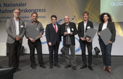 Gruppenfoto mit den Preisträgern des Deutschen Fahrrdpreises 2015
