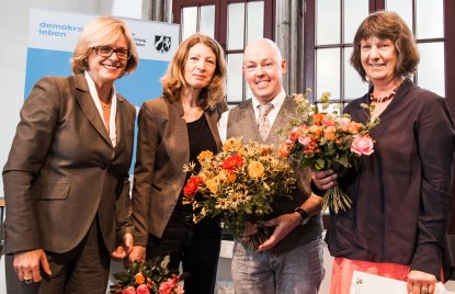 Ministerin Schäfer verleiht den 32. Gustav-Heinemann-Friedenspreis 