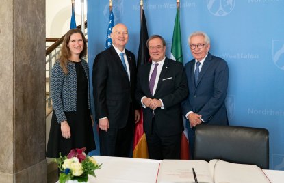 Ministerpräsident Laschet empfängt den Gouverneur des US-Bundesstaates Nebraska