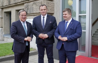 Ministerpräsident Laschet empfängt Schlesiens Marschall Jakub Chełstowski