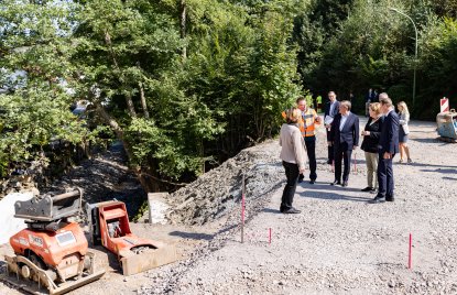 Bundeskanzlerin Angela Merkel und Ministerpräsident Armin Laschet im Märkischen Kreis und in Hagen