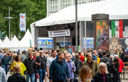 NRW-Landesmeile auf dem Tag der Deutschen Einheit in Hamburg