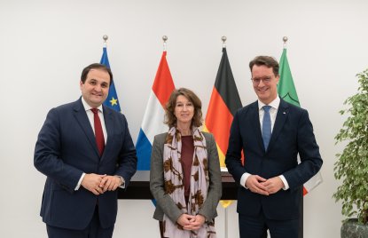 Antrittsbesuch der niederländischen Botschafterin: Ministerpräsident Wüst empfängt Hester Somsen in der Staatskanzlei