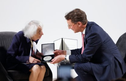Verleihung der Mevlüde-Genç-Medaille an Margot Friedländer