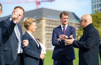 Großer Erfolg für den Hochschulstandort Nordrhein-Westfalen: WHU plant neuen Campus in Düsseldorf