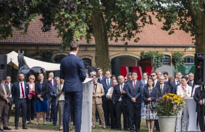 Ministerpräsident Hendrik Wüst empfängt Konsularisches Korps beim Sommerempfang in Warendorf
