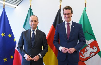 Ministerpräsident Hendrik Wüst trifft den italienischen  Botschafter Armando Varricchio
