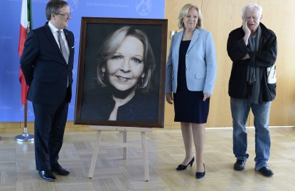 Enthüllung Kraft Portrait