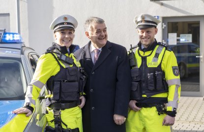 PM Autobahnpolizei, neue Uniform