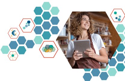 Wabenförmiges Bannerbild zum Digitalcoach, eine Geschäftsinhaberin hält ein Tablet in der Hand