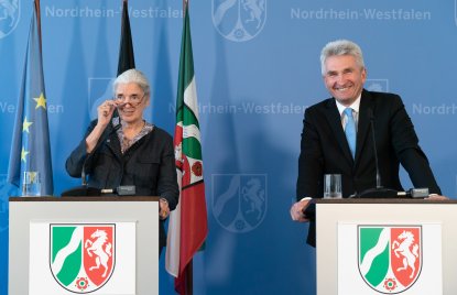 Deutschlandweit einzigartige „Forschungsfertigung Batteriezelle“ kommt nach Nordrhein-Westfalen