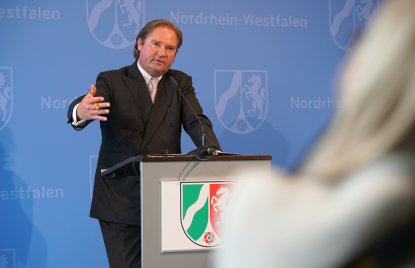 Kabinett beschließt Richtungswechsel in der Haushaltspolitik