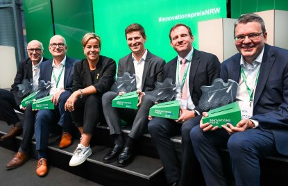 Prof. Dr. Dr. h.c. Stark, Dr. Martin Schleef, Ministerin Mona Neubaur, Dr.-Ing. Andreas Bremen, Dr. Christian Schwarz, Prof. Dr. Lutz Schmitt