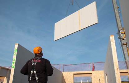 Flüchtlingsunterkünfte aus Holz