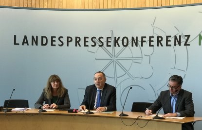 Pressekonferenz zum Abschluss des Haushalts 2016