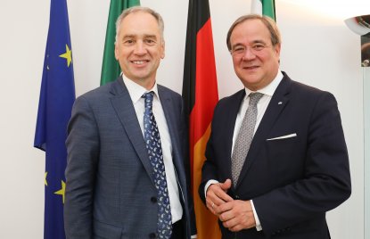 Ministerpräsident Armin Laschet trifft den neuen Botschafter von Irland in Deutschland zu seinem Antrittsbesuch