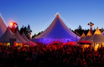 Bild zeigt das Siegener Kulturzeltfestival KulturPur