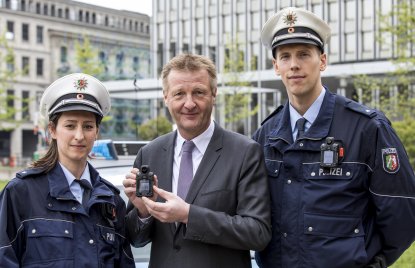Pilotversuch mit Body-Cams im Einsatz startet 