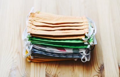 phb Mundschutz, genähte, aufeinander liegend