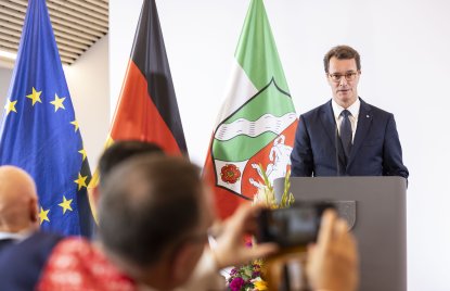 Ministerpräsident Hendrik Wüst empfängt Vertriebenenverbände zum „Tag der Heimat“