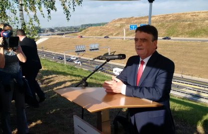 Verkehrsminister Michael Groschek nimmt erste Sperranlage vor der Leverkusener Rheinbrücke in Betrieb