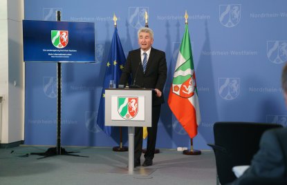 Zwischenbilanz der NRW-Soforthilfe nach einem Monat