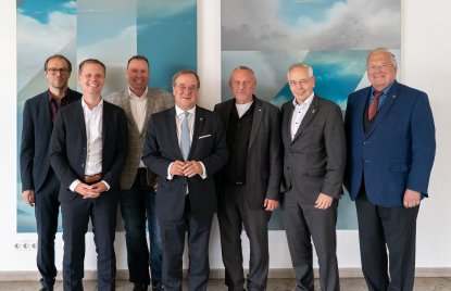 Ministerpräsident Armin Laschet im Gespräch mit Umweltverbänden und Gewerkschaften