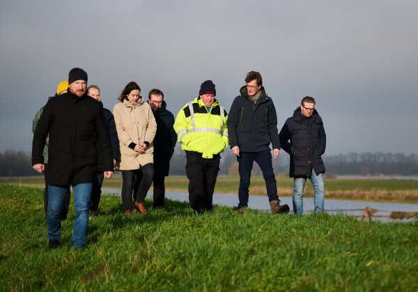 Ministerpräsident besucht gemeinsam mit Minister Krischer von Hochwasser bedrohte Gebiete 